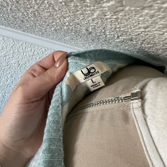 Soft Blue Aztec Sweater - Picture 5 of 5